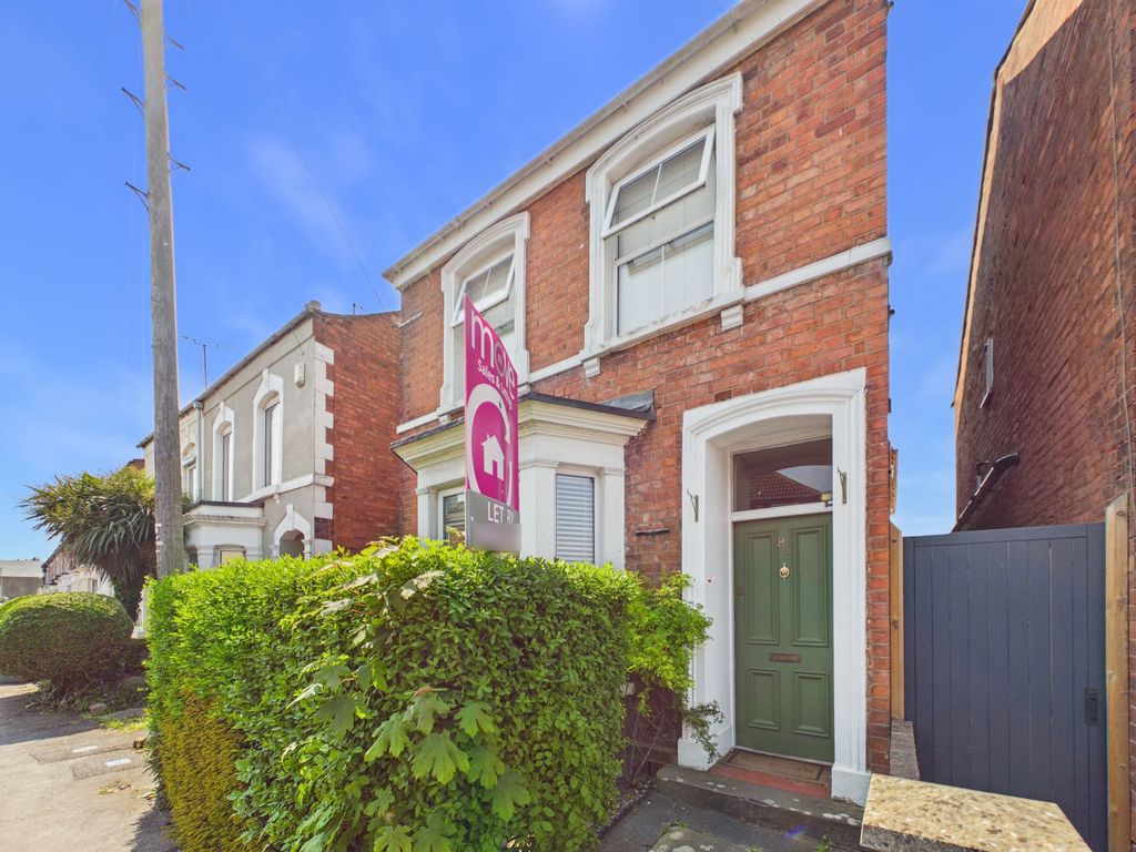 Property photo 1 of 12
