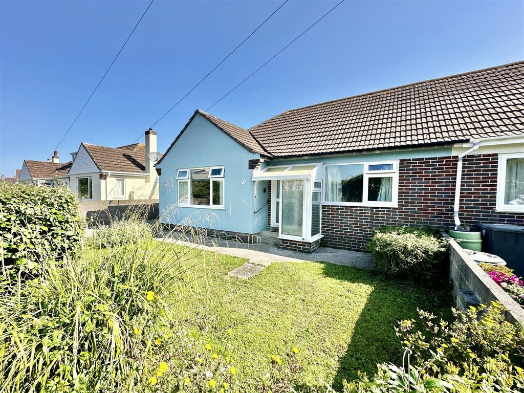Property photo 1 of 25 Front Right.Jpg