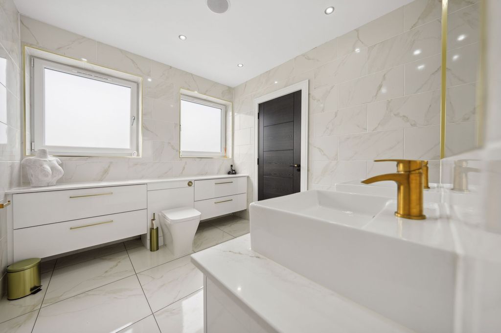 Additional image 23 of 4 bed detached house for saleClyde Grove, Crossford ML8