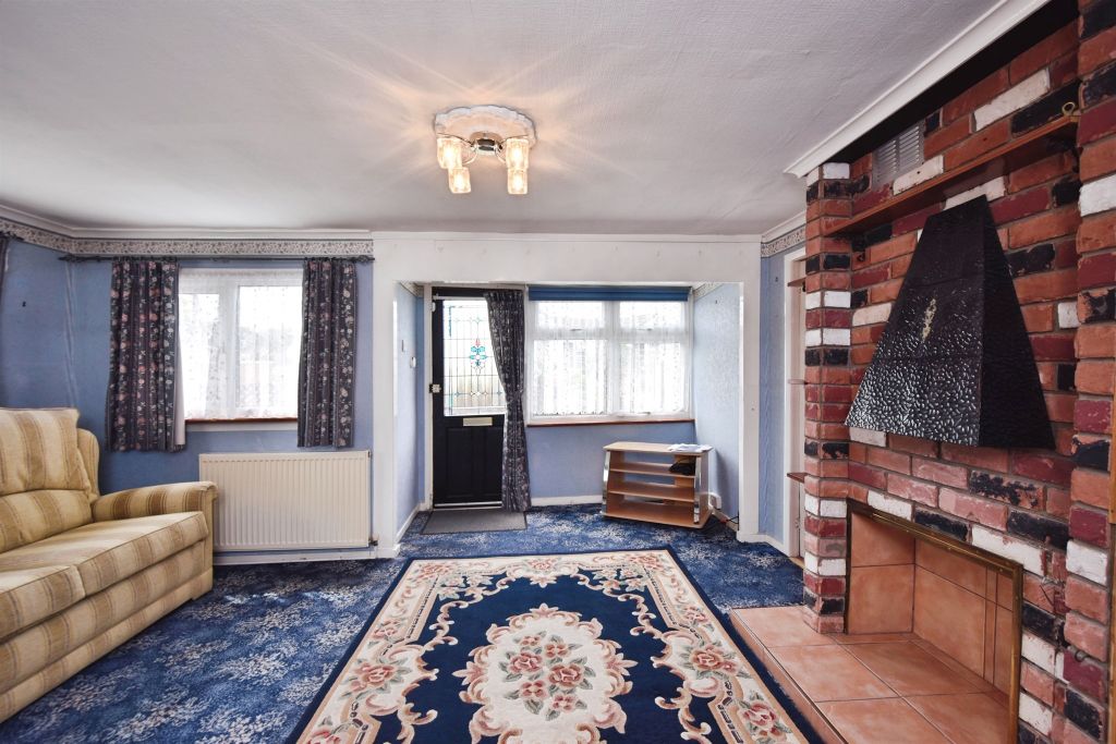 Property photo 2 of 19