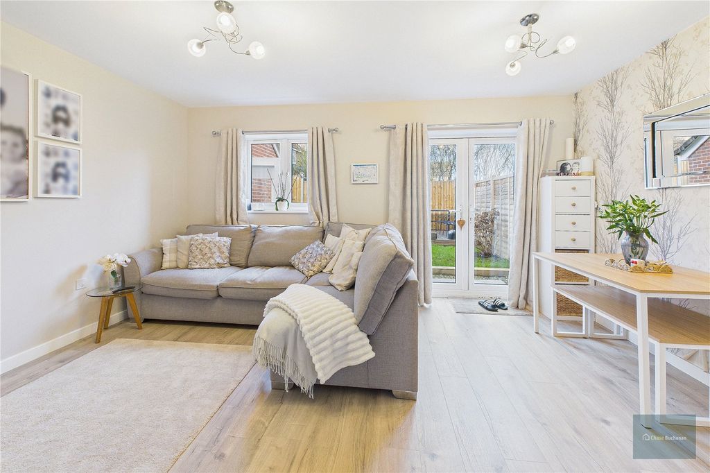 Property photo 2 of 16 Picture No. 05