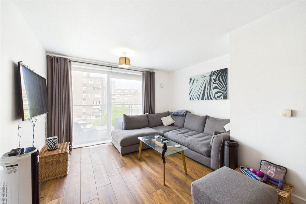 Property photo 1 of 10 Picture No. 02