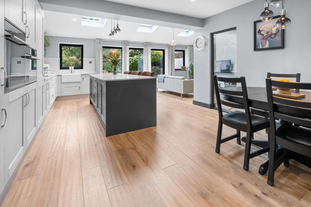 Property photo 3 of 34 Dscf0037