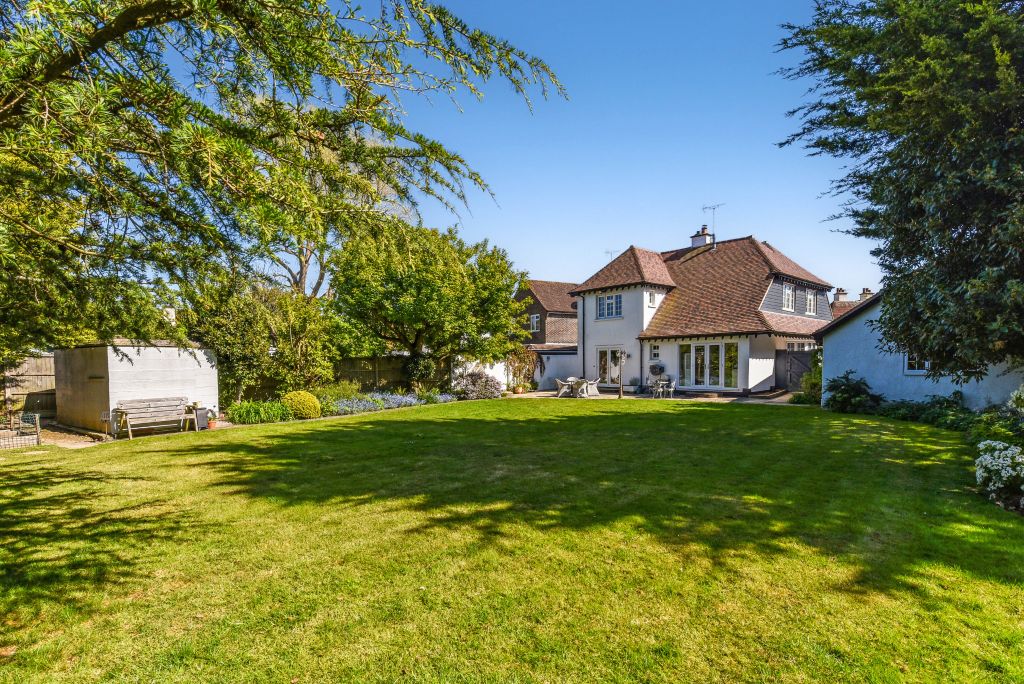 Property photo 2 of 42