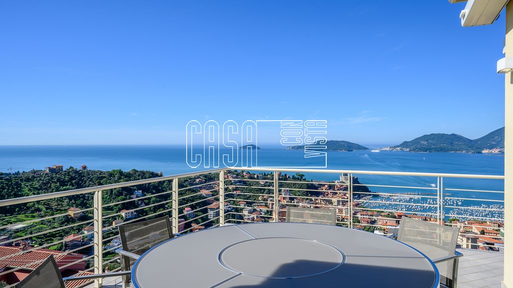 Property photo 2 of 60