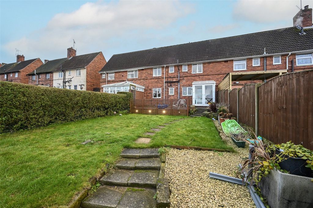 Property photo 3 of 24 Garden