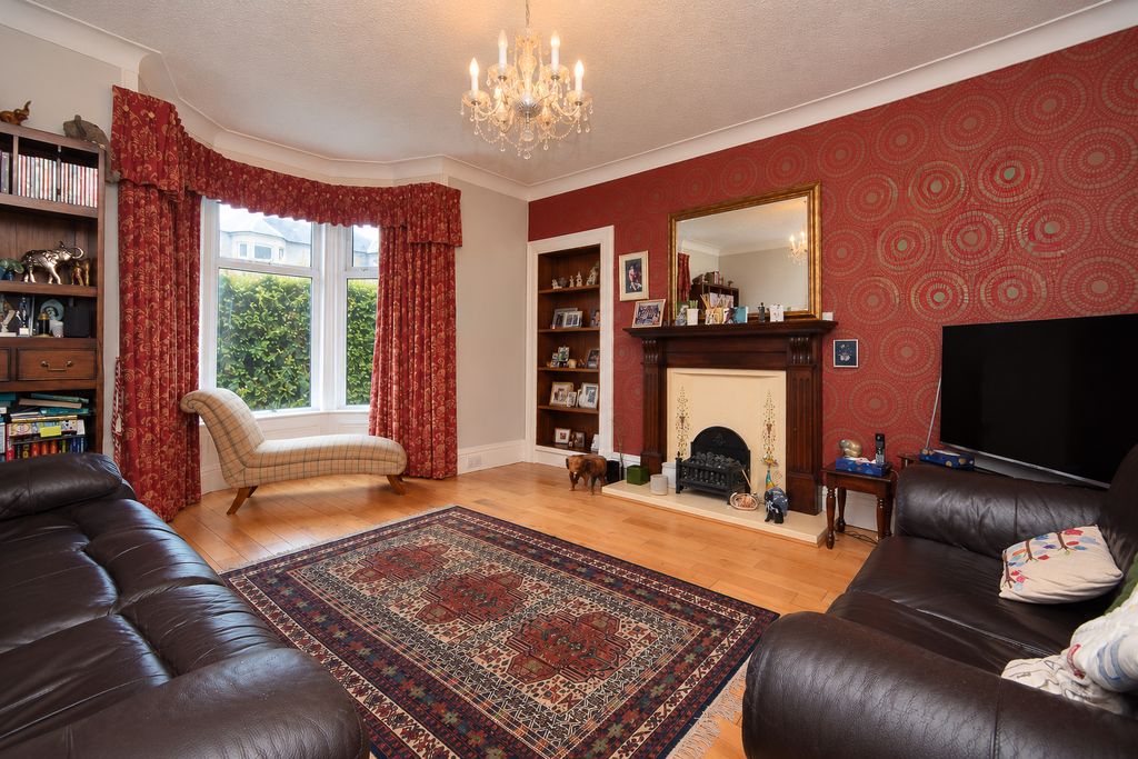 Property photo 3 of 21