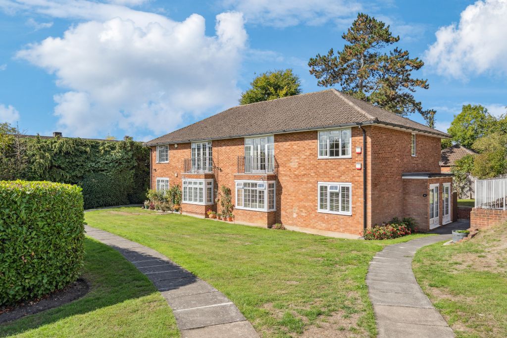 Property photo 1 of 14