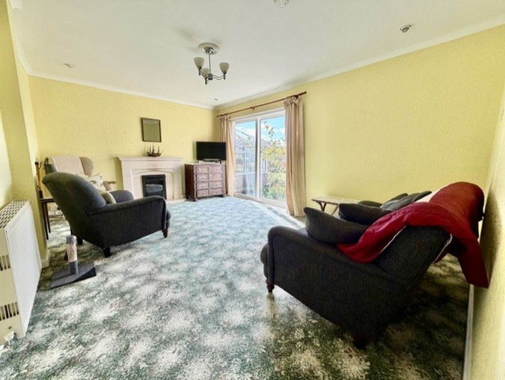Property photo 2 of 11 Photo 6