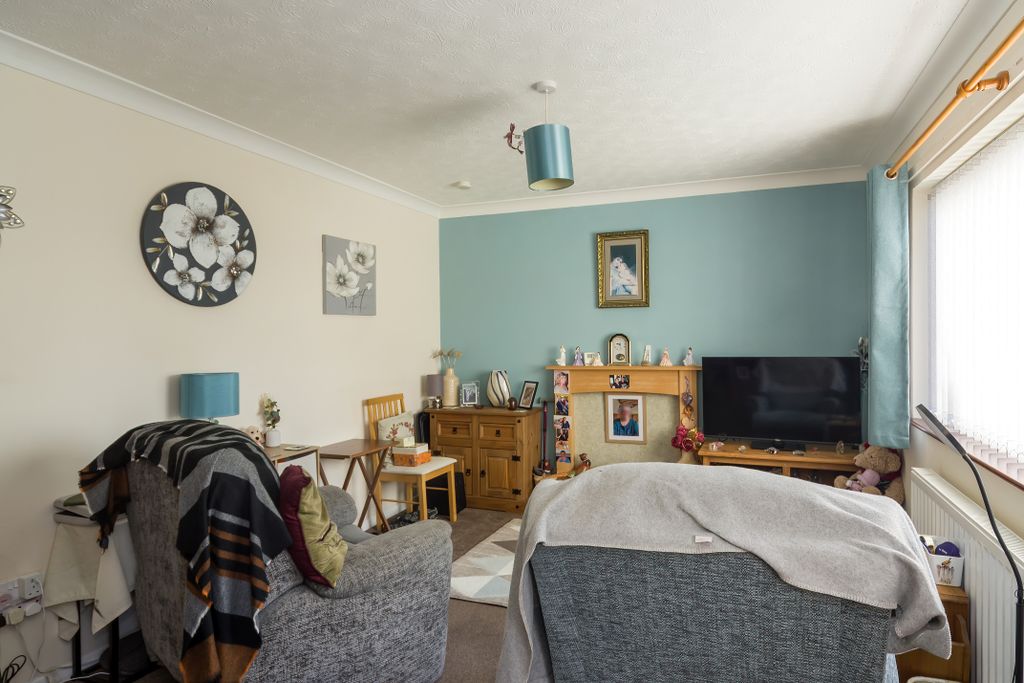 Property photo 3 of 19