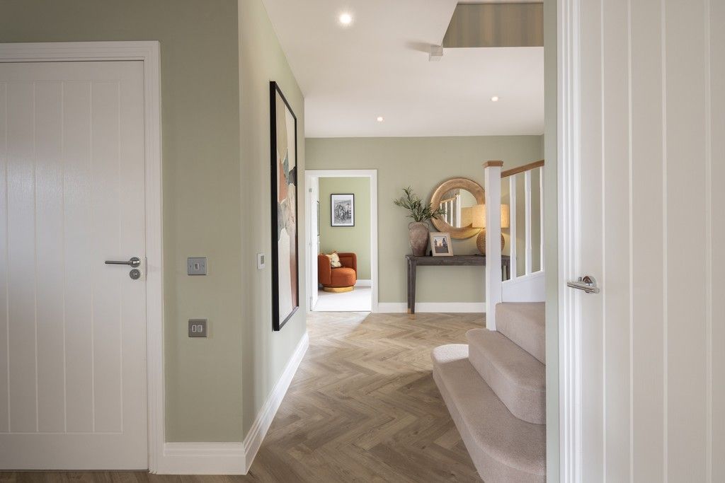 Property photo 3 of 28