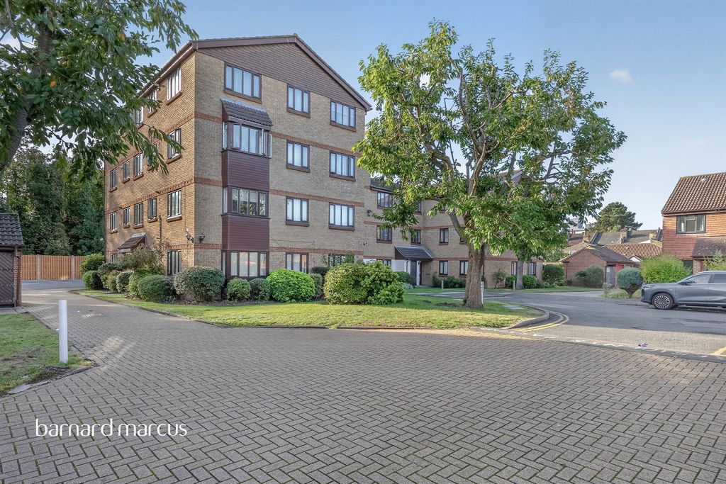 Property photo 1 of 15
