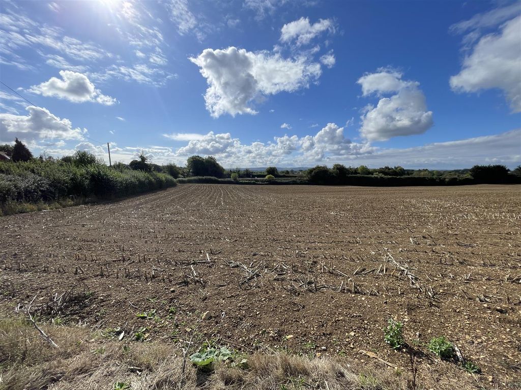 Property photo 3 of 4 Lot 2