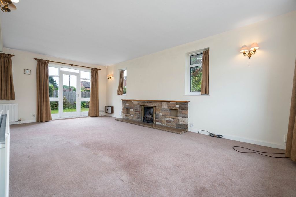 Property photo 3 of 25 Picture No. 04