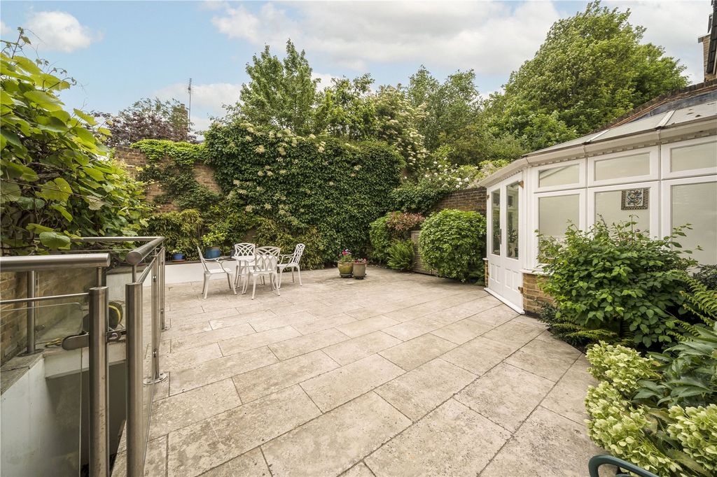 Property photo 3 of 17 Picture No. 35