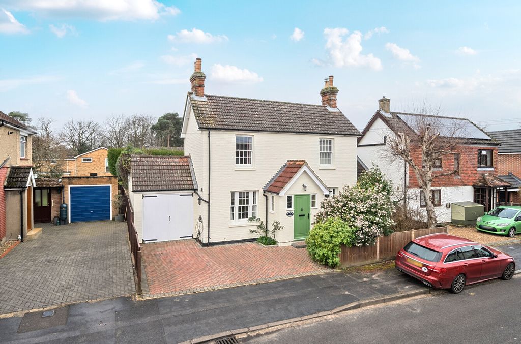 Property photo 1 of 13 1419461-2-699d7Ed...