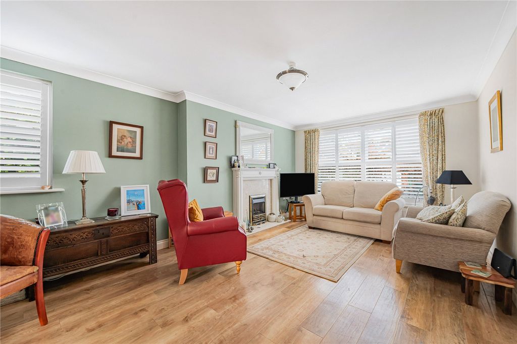 Property photo 2 of 34 Picture No. 20