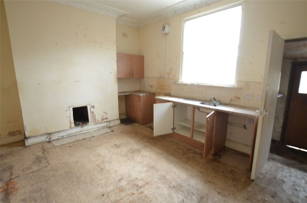 Property photo 2 of 9 Picture No. 07