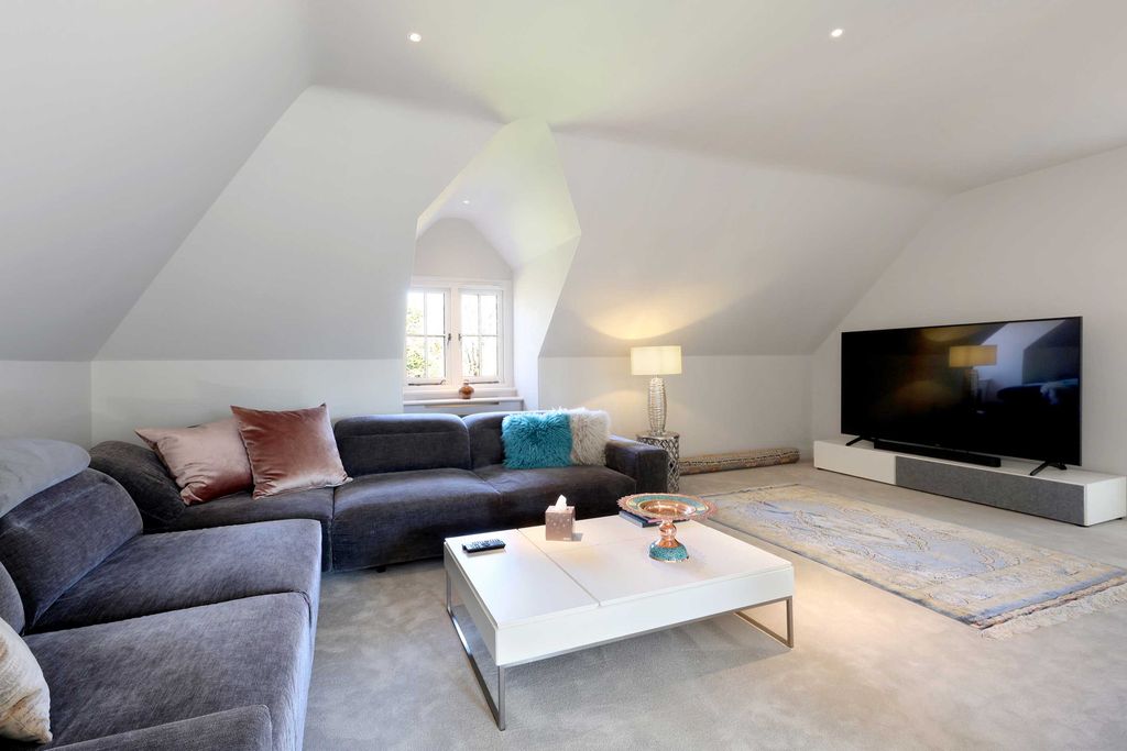 Additional image 19 of 5 bed detached house for saleGregories Road, Beaconsfield HP9