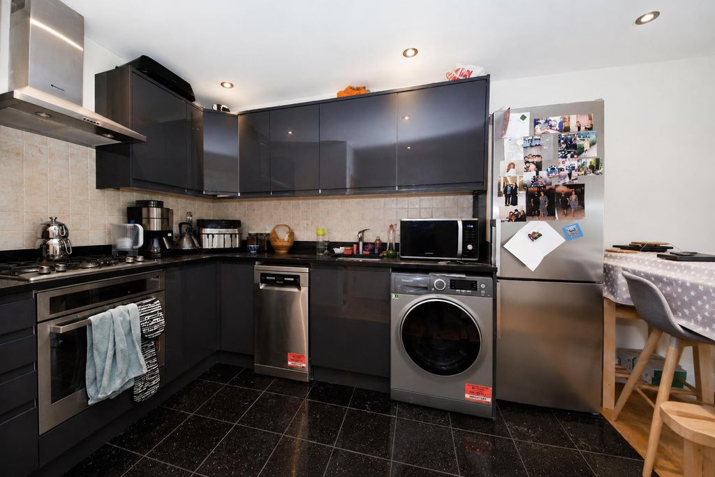 Property photo 2 of 6 5.Png