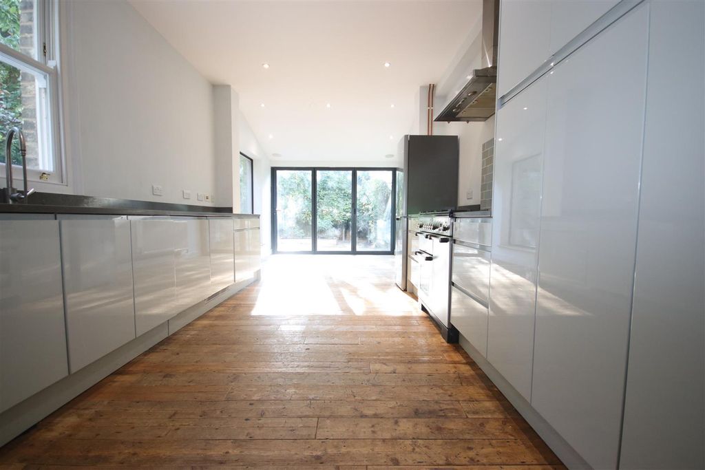 Property photo 2 of 14 Img_8030.Jpg