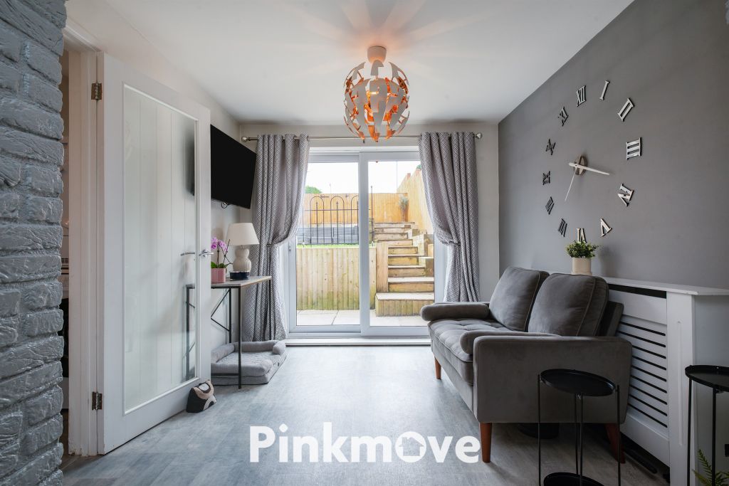 Property photo 3 of 15