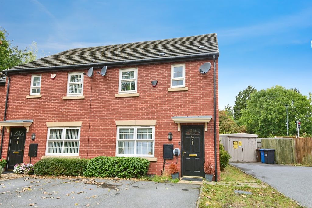 Property photo 1 of 17