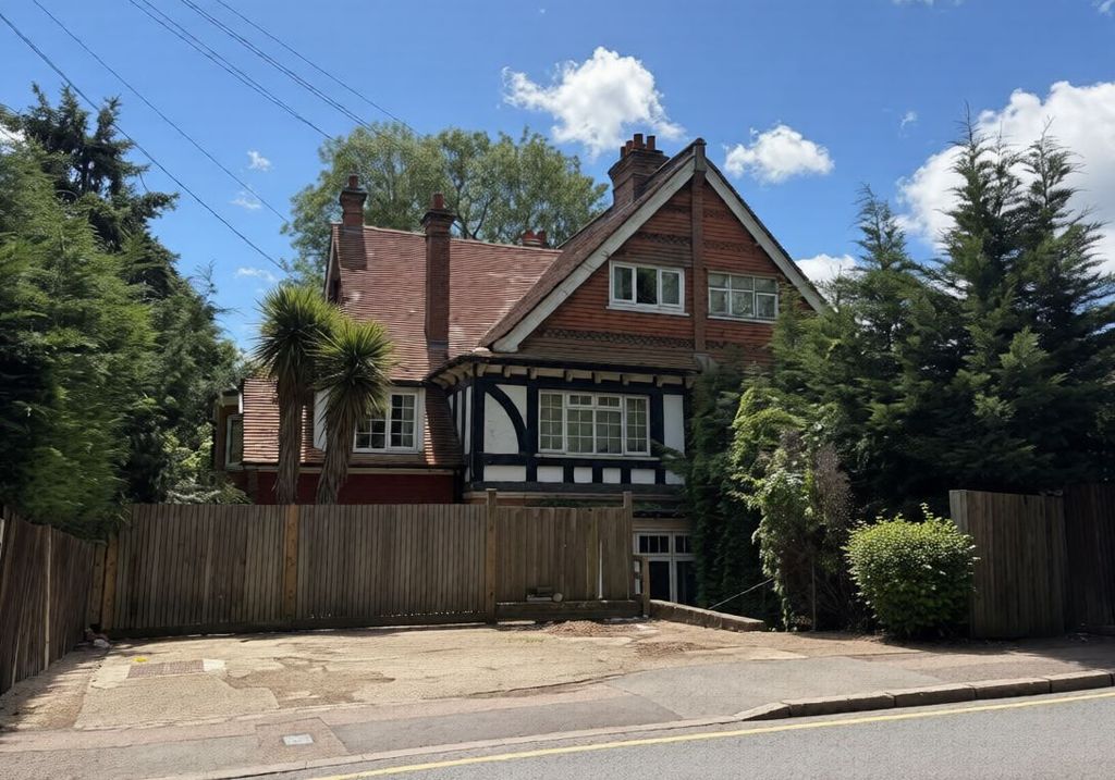Property photo 1 of 1