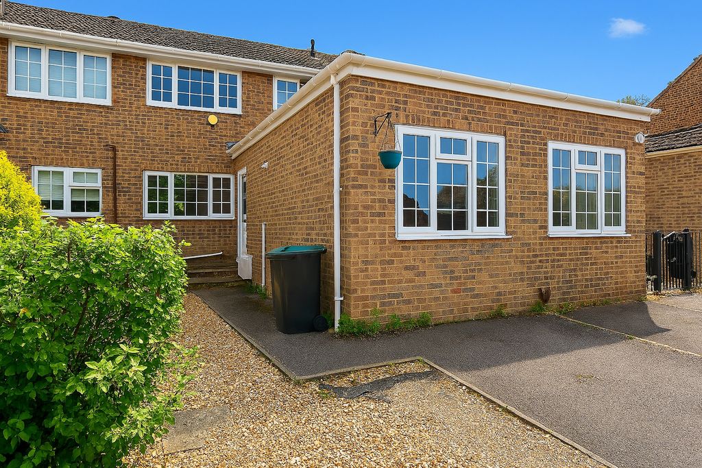 Property photo 1 of 10 Picture No. 15