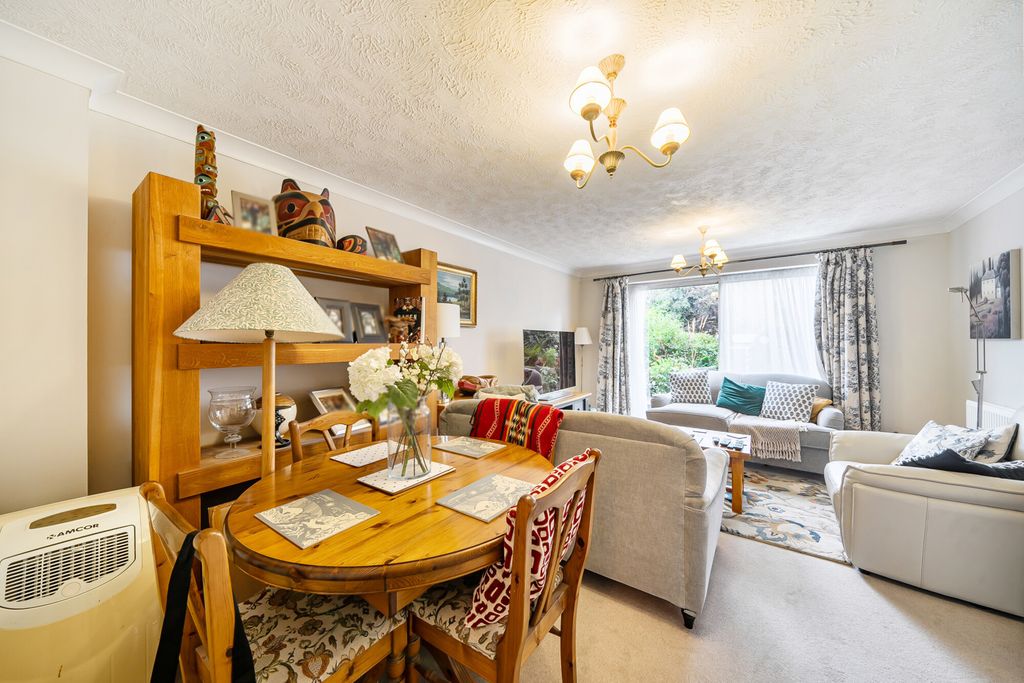 Property photo 3 of 19 1509211-16-6A8c41...