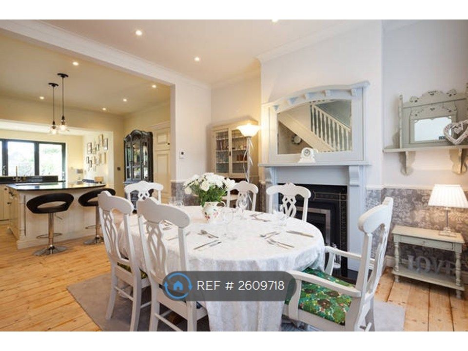 Property photo 3 of 13 Dining Room