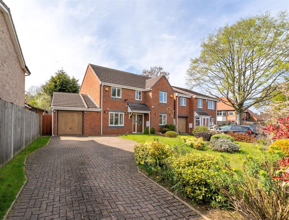 Property photo 1 of 17 34 Dovecote Close_11.Jpg
