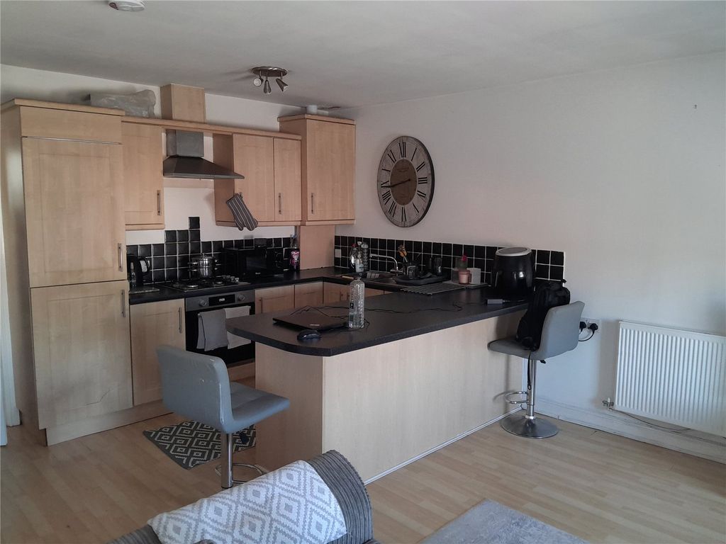 Property photo 3 of 10 Picture No. 05