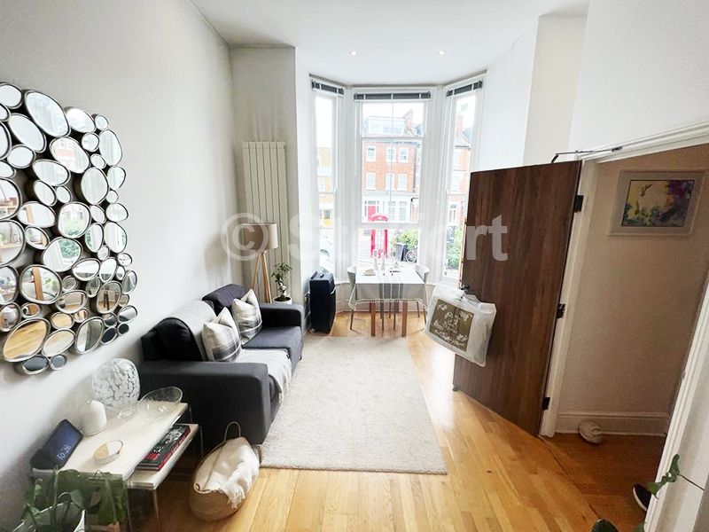 Property photo 3 of 10