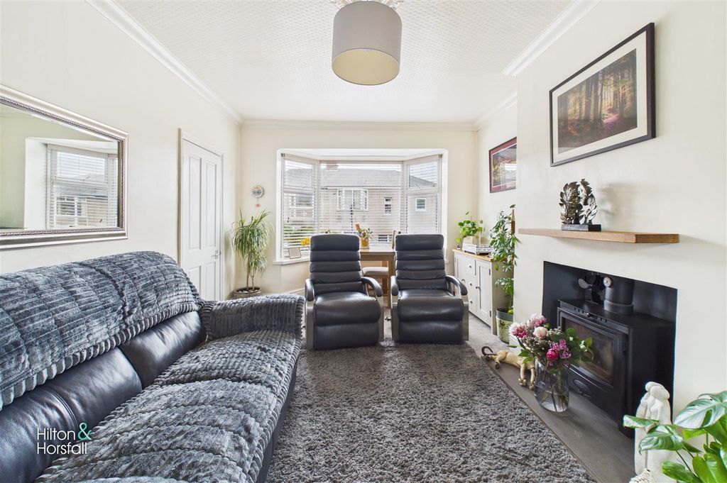 Property photo 3 of 11 Burwains Avenue
