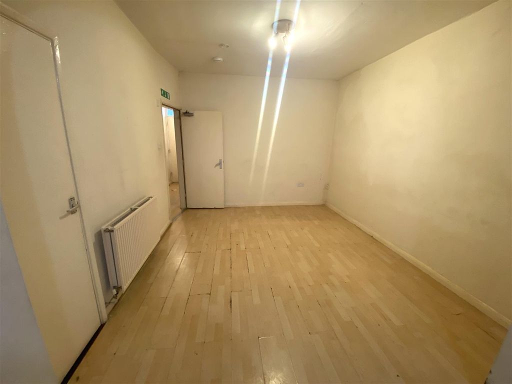 Property photo 3 of 9 Img_0699.Jpg