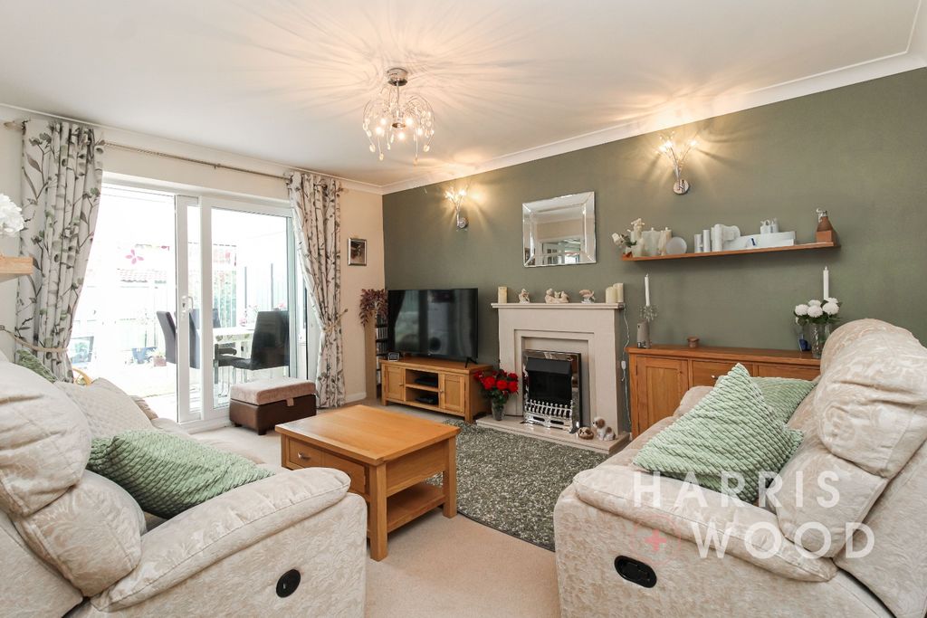 Property photo 3 of 16 4418615