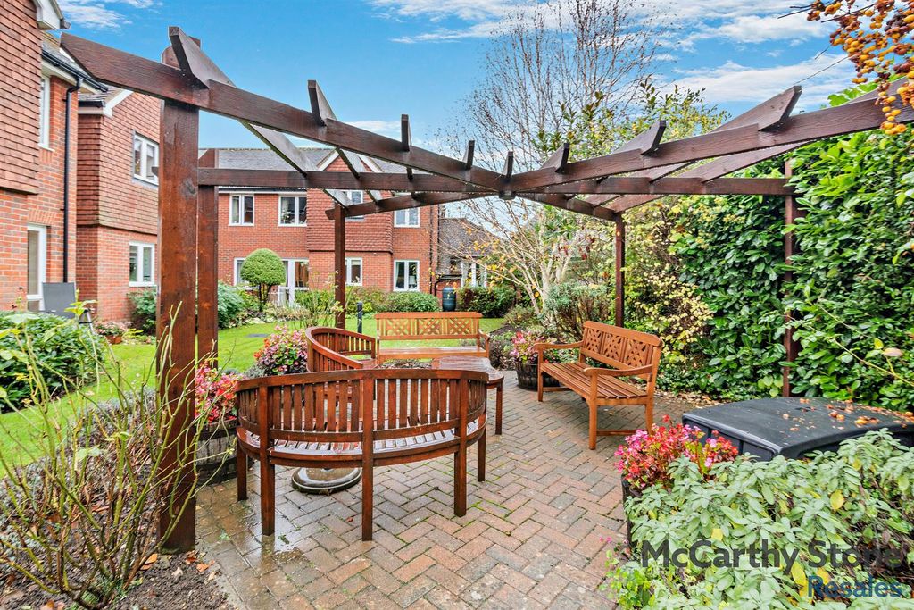 Additional image 15 of 1 bed flat for saleMorgan Court, Station Road, Petworth, West Sussex GU28