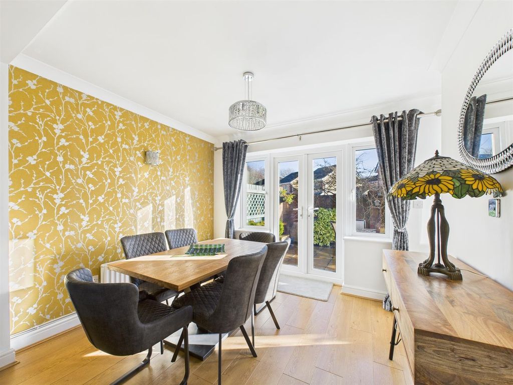 Property photo 3 of 26 Cam02295G0-Pr0366-Still005.Jpg