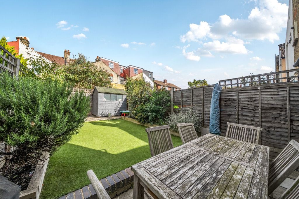 Property photo 3 of 14 Picture No. 14