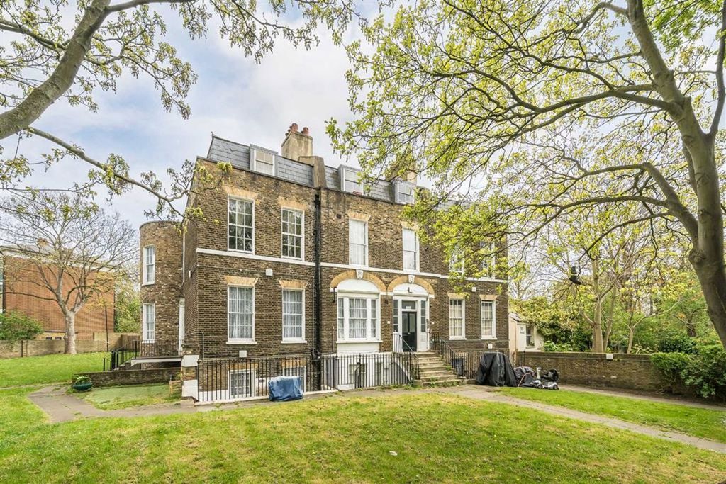 Property photo 1 of 5