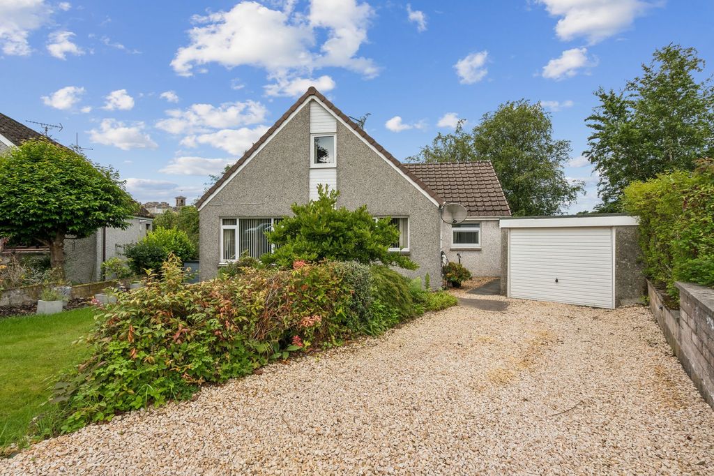 Property photo 1 of 29
