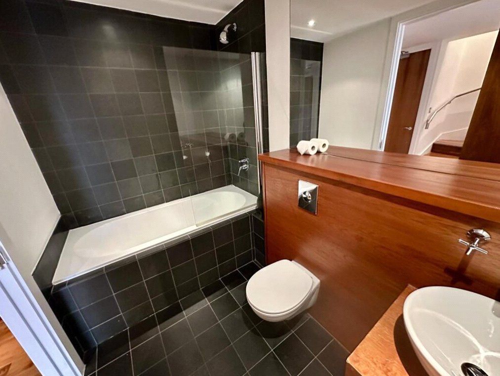 Property photo 2 of 6 Picture No. 01