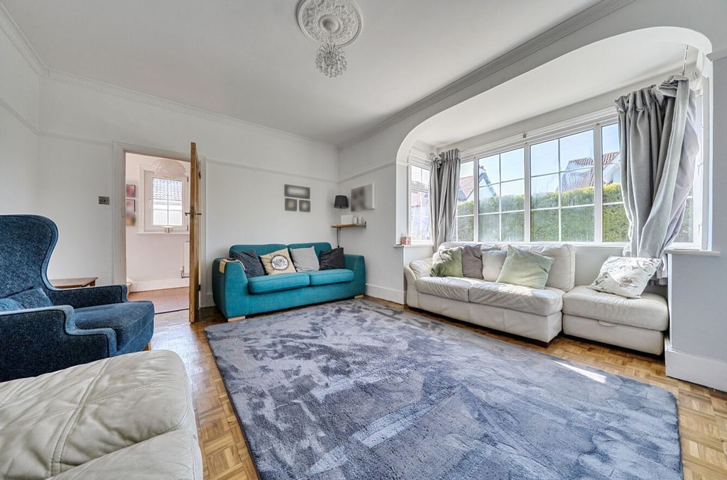 Property photo 3 of 21