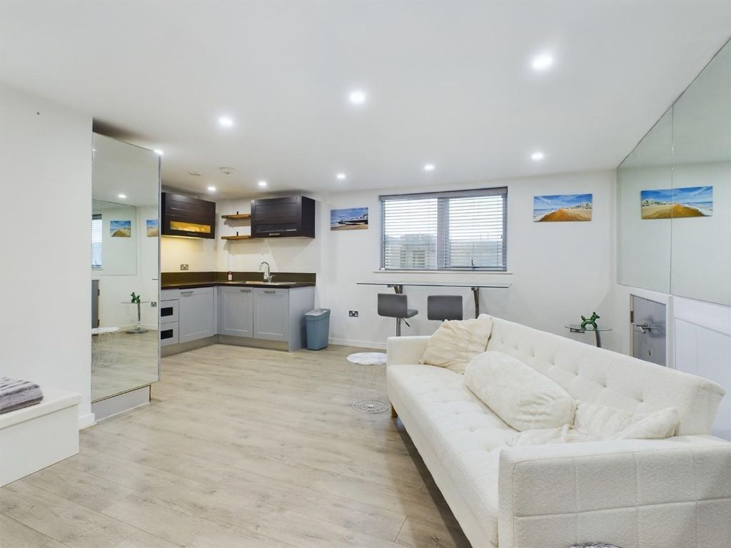 Property photo 2 of 8 Pr0459-Still002.Jpg