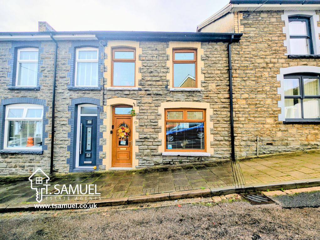 Property photo 1 of 35 Front