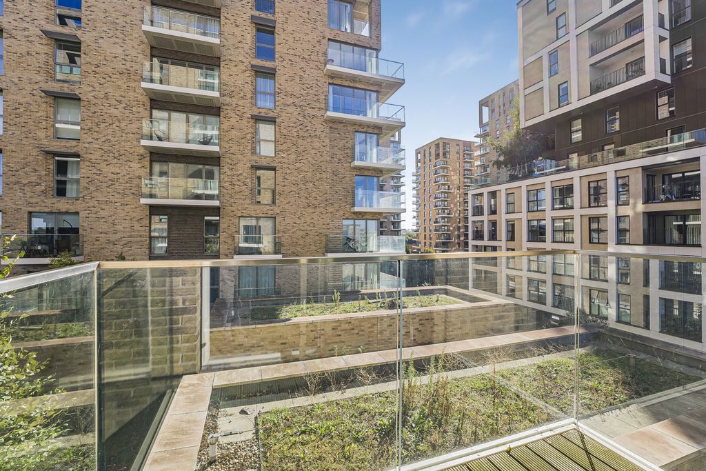 Property photo 3 of 10 Dsc00794