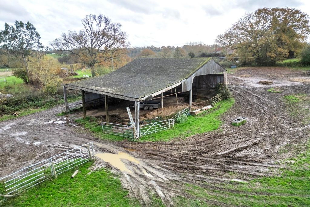 Property photo 2 of 4 62093_028.Jpg