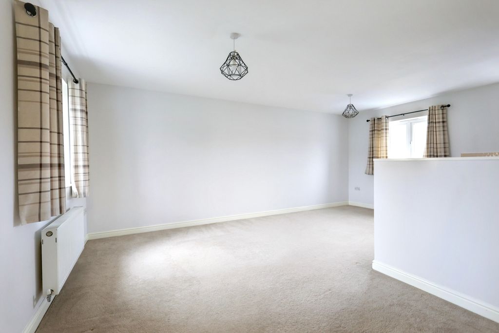 Property photo 2 of 9 Img_4030