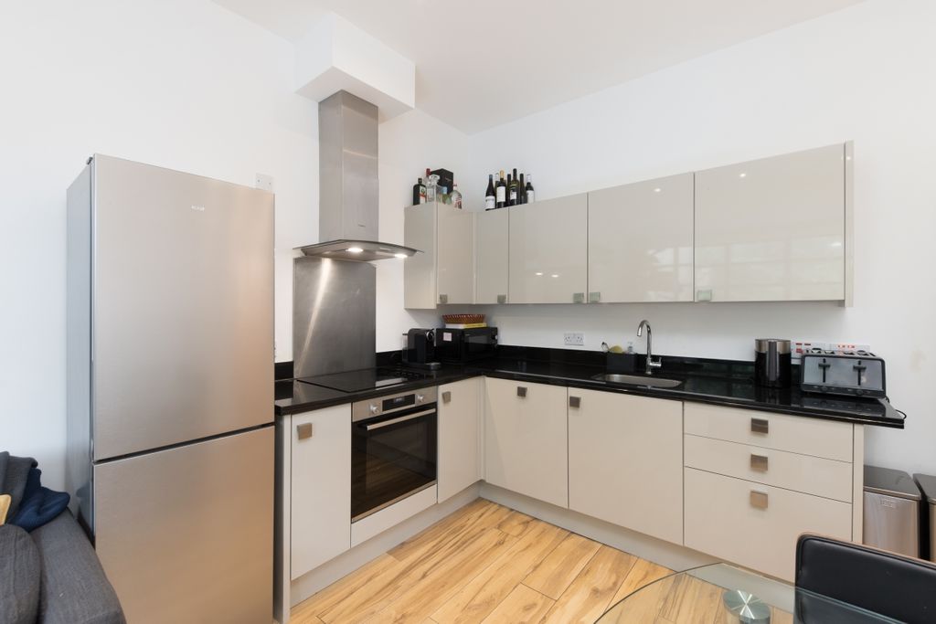 Property photo 2 of 13 George Row 66 F3-...